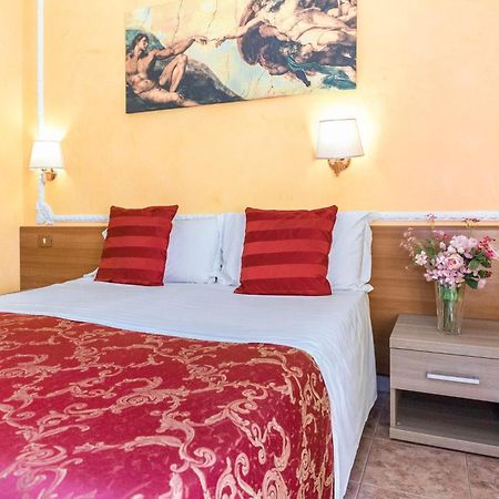 Downtown Accommodation Рим Екстериор снимка
