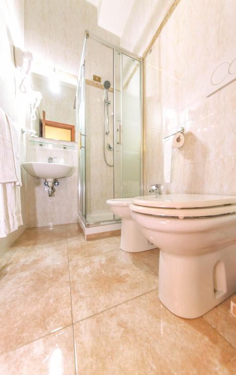 Downtown Accommodation Рим Екстериор снимка